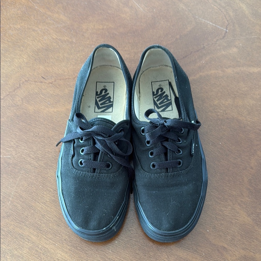 Vans Classic Black Lace-Up Shoes